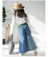 Load image into Gallery viewer, Vintage Bell Bottom Denim Trousers